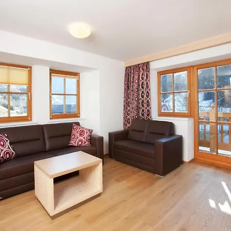 Near Lift, Cleaning Included Apartmán *